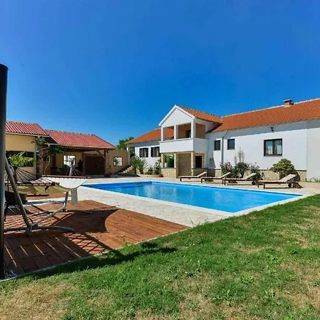 Marinic Comfortable Vila *