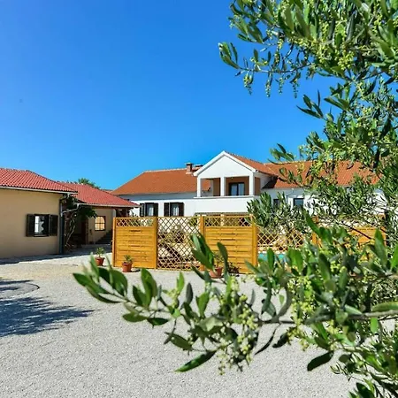 Marinic Comfortable Vila *