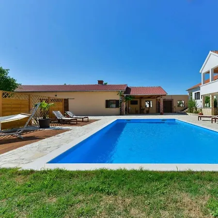 Marinic Comfortable Vila Zadar